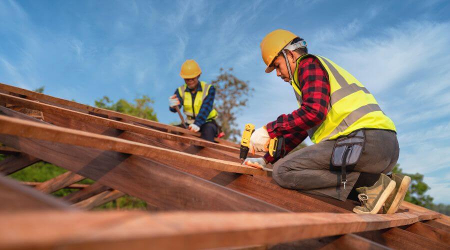 Expert Emergency Roof Repairs services in Elsmore, KS